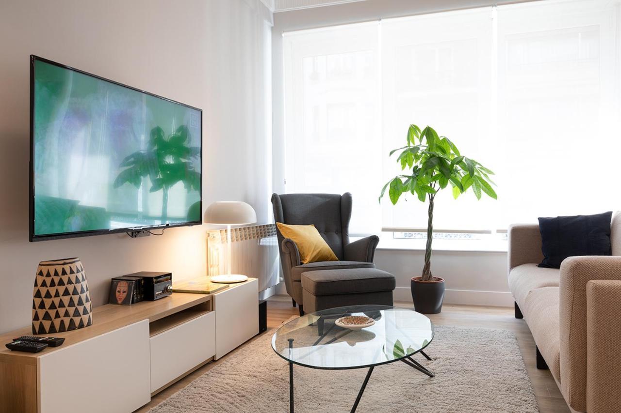 Apartament Alameda Recalde Centro Bilbao Zewnętrze zdjęcie